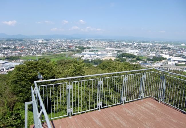 🏞️ 아침해 산 공원(아사히야마 코엔) 이미지 1